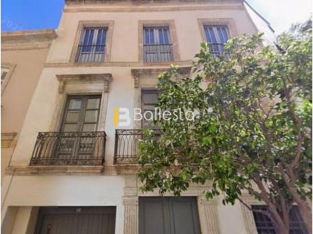 Piso en venta en Almedina, Almería