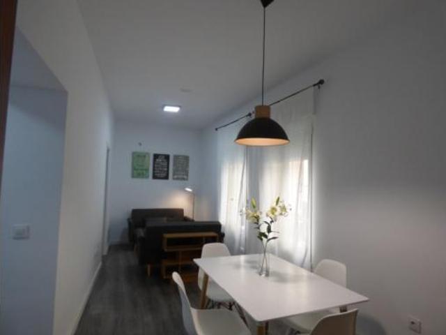Piso en venta en Almedina, Almería