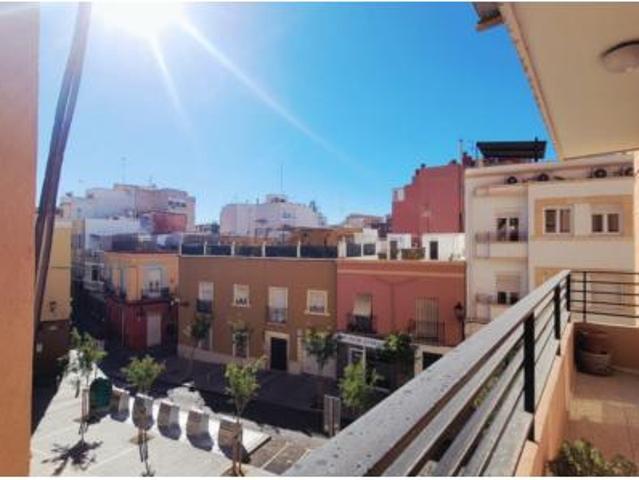 Piso en venta en Almedina, Almería