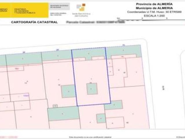 Piso en venta en 500 Viviendas, Almería