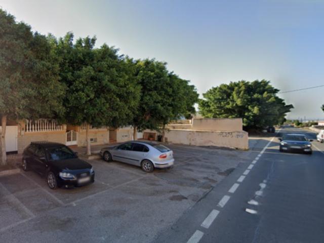 Piso en venta en Loma Cabrera, Almería