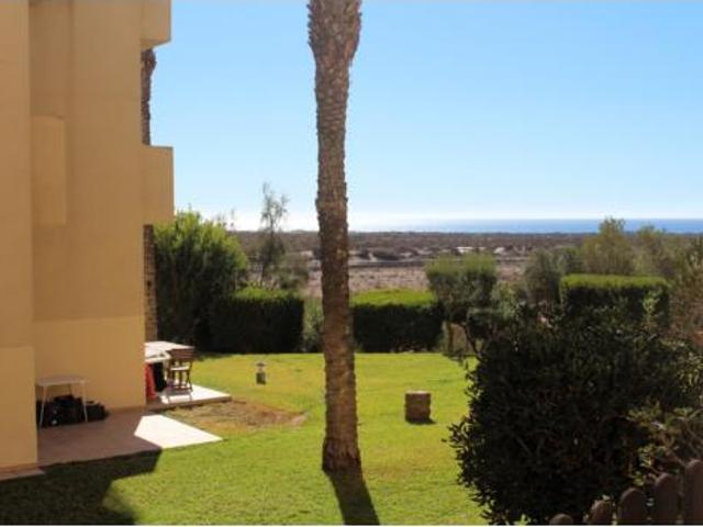 Piso en venta en Retamar, Almería