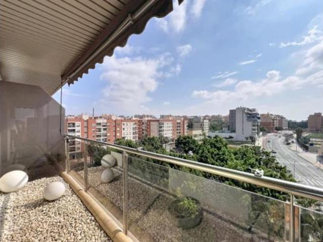 Piso en venta en San Luis, Almería