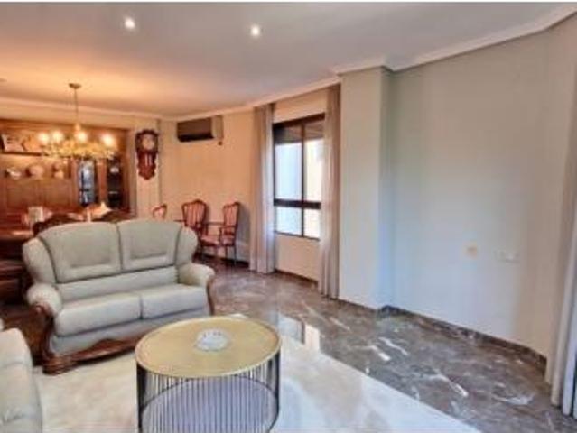 Piso en venta en la Ribera Alta, Valencia