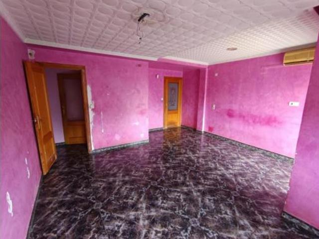 Piso en venta en la Ribera Alta, Valencia