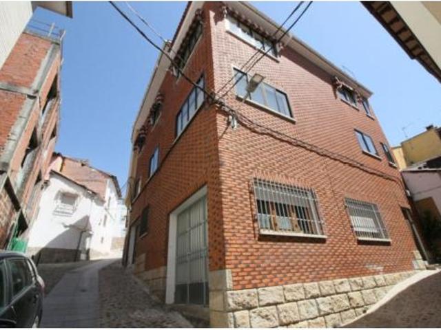 Piso en venta en Arenas De San Pedro, Castilla y León