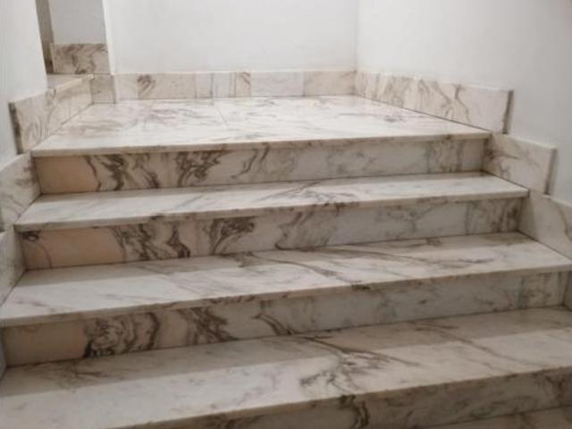 Piso en venta en Ares, Ferrol