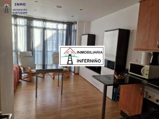 Piso en venta en Ares, Ferrol