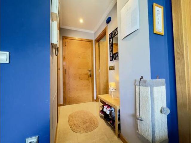 Piso en venta en Ares, Ferrol