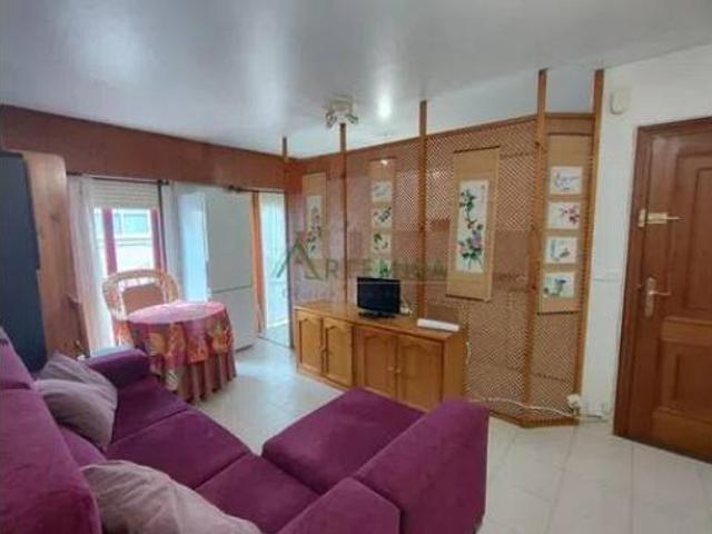 Piso en venta en Ares, Ferrol