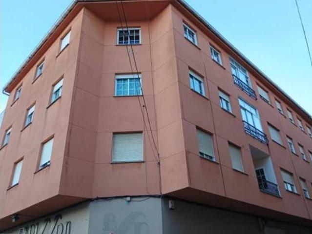 Piso en venta en Ares, Ferrol