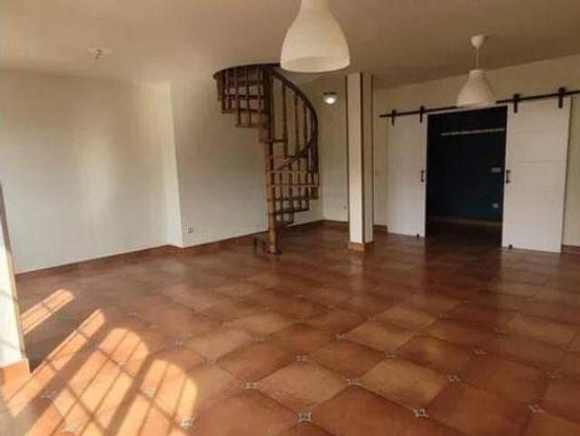 Piso en venta en Ares, Ferrol