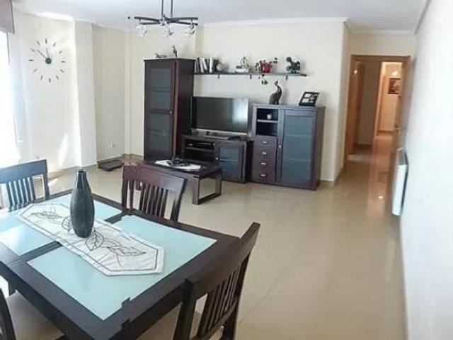Piso en venta en Ares, Ferrol