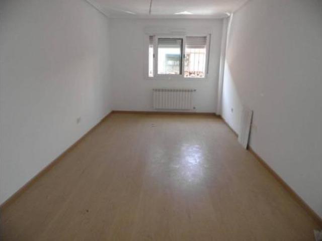 Piso en venta en Argamasilla De Calatrava, Castilla-La Mancha