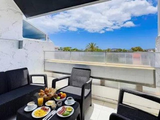Piso en venta en Costa del Silencio, Arona