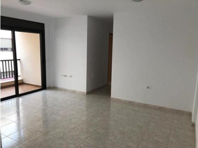 Piso en venta en Parque de la Reina, Arona
