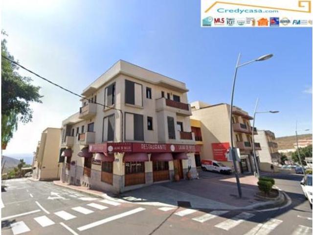 Piso en venta en La Camella, Arona