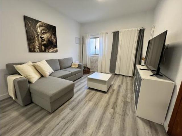 Piso en venta en La Estrella, Arona