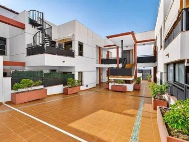 Piso en venta en Parque de la Reina, Arona