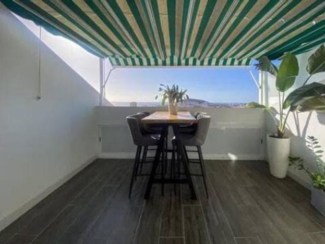 Piso en venta en Los Cristianos, Arona