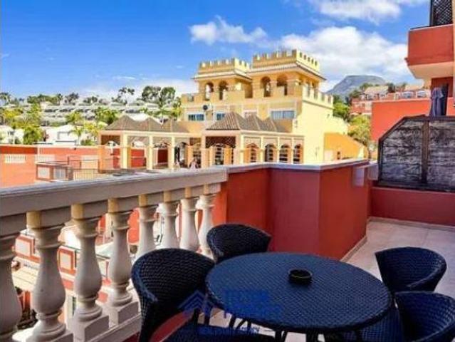 Piso en venta en Los Cristianos, Arona