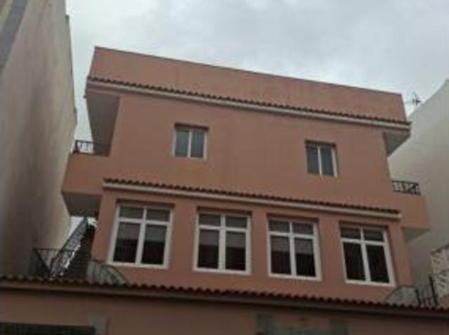 Piso en venta en Los Portales, Arucas