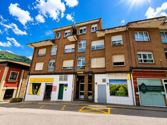 Piso en venta en Morcín, Asturias