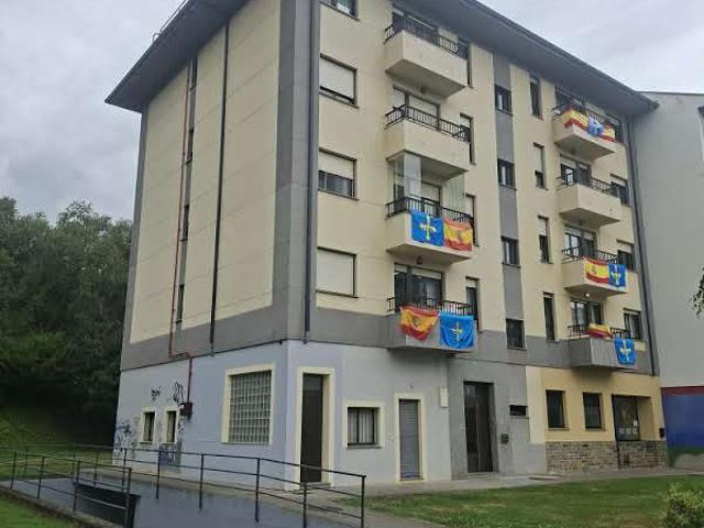 Piso en venta en Navia, Asturias