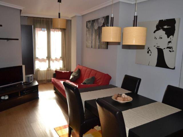 Piso en venta en Cuyences, Oviedo