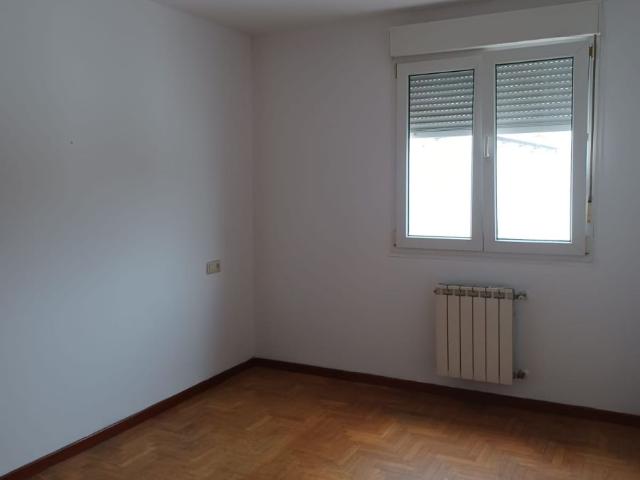 Piso en venta en El Parque, Siero