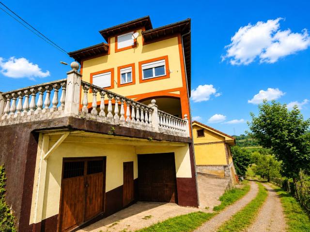 Piso en venta en Grado, Asturias