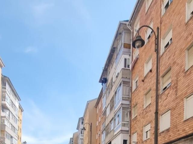 Piso en venta en Avilés, Asturias