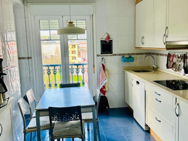 Piso en venta en Navia