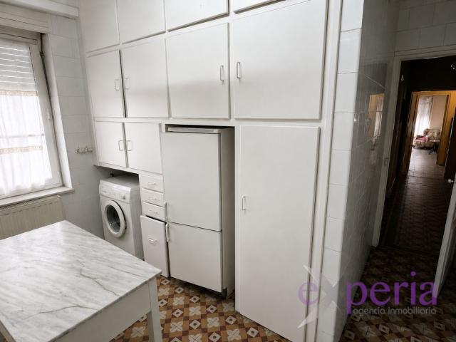 Piso en venta en Omedines, Langreo