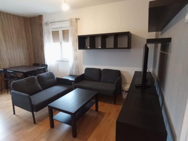 Piso en venta en Cuyences, Oviedo