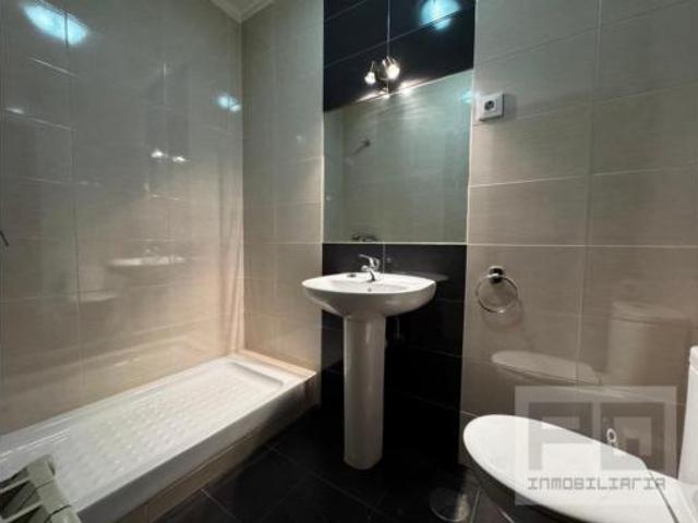 Piso en venta en Ávila, Castilla y León
