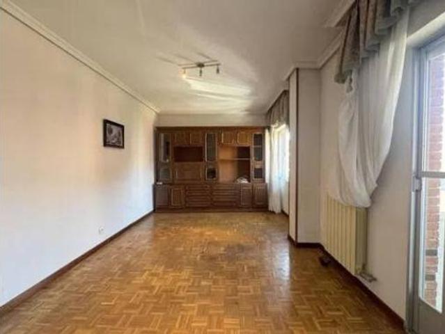Piso en venta en Ávila, Castilla y León