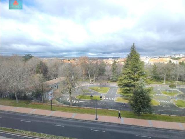 Piso en venta en Ávila