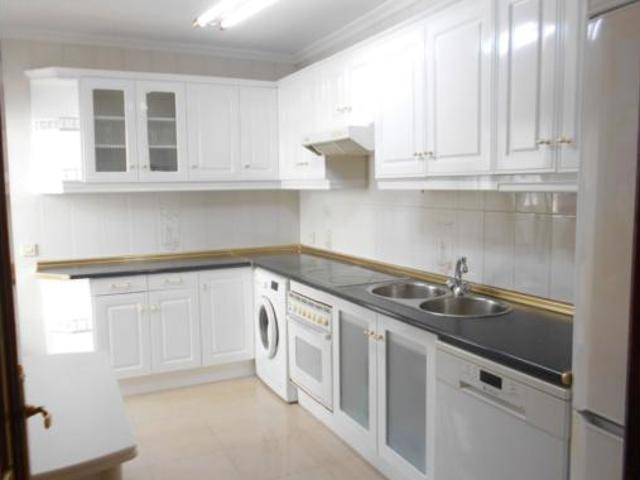 Piso en venta en Ávila, Castilla y León