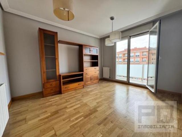 Piso en venta en Ávila, Castilla y León