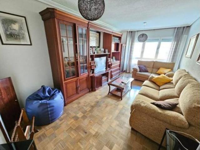 Piso en venta en Avilés, Asturias