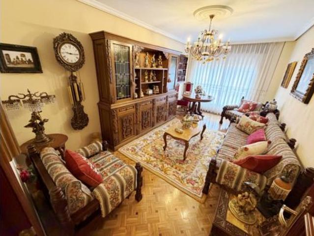 Piso en venta en Avilés, Asturias