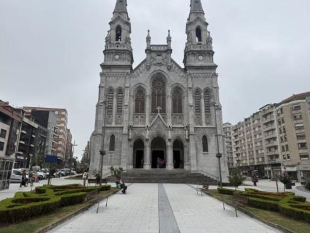 Piso en venta en Avilés, Asturias