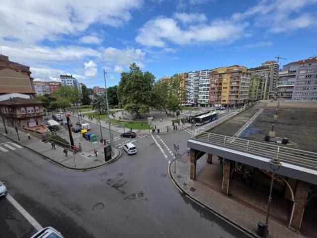 Piso en venta en Avilés, Asturias