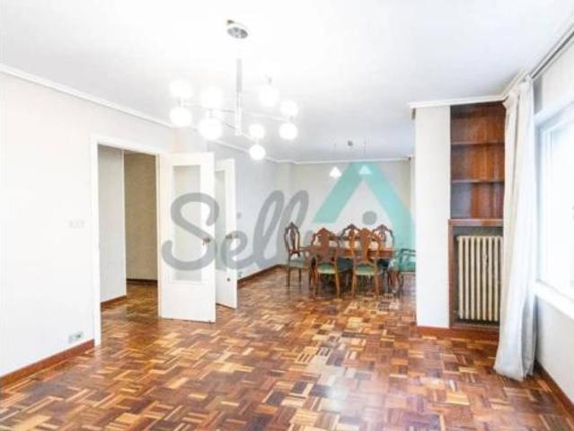 Piso en venta en Avilés, Asturias
