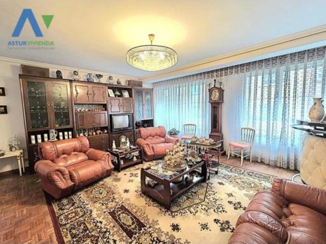 Piso en venta en Avilés, Asturias
