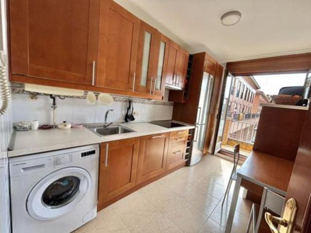 Piso en venta en L'Alfaraz, Avilés