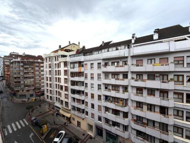 Piso en venta en Avilés, Asturias