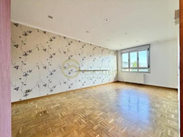 Piso en venta en Avilés, Asturias