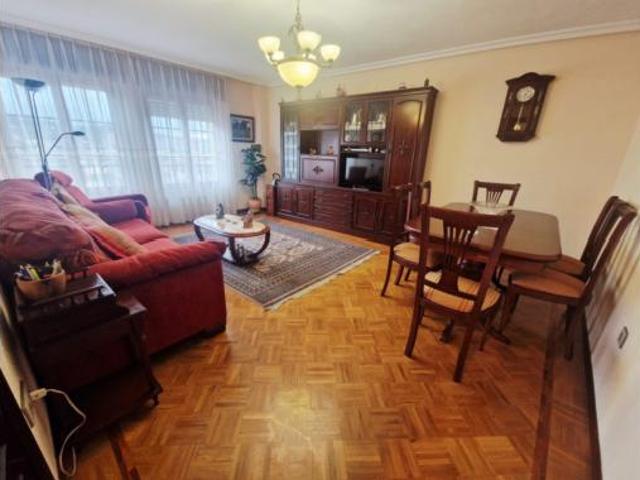 Piso en venta en Avilés, Asturias
